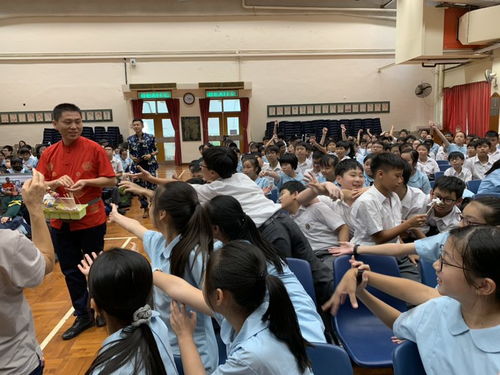 非遺薪火相傳 深港文藝交流協(xié)會助傳承人走進(jìn)香港校園